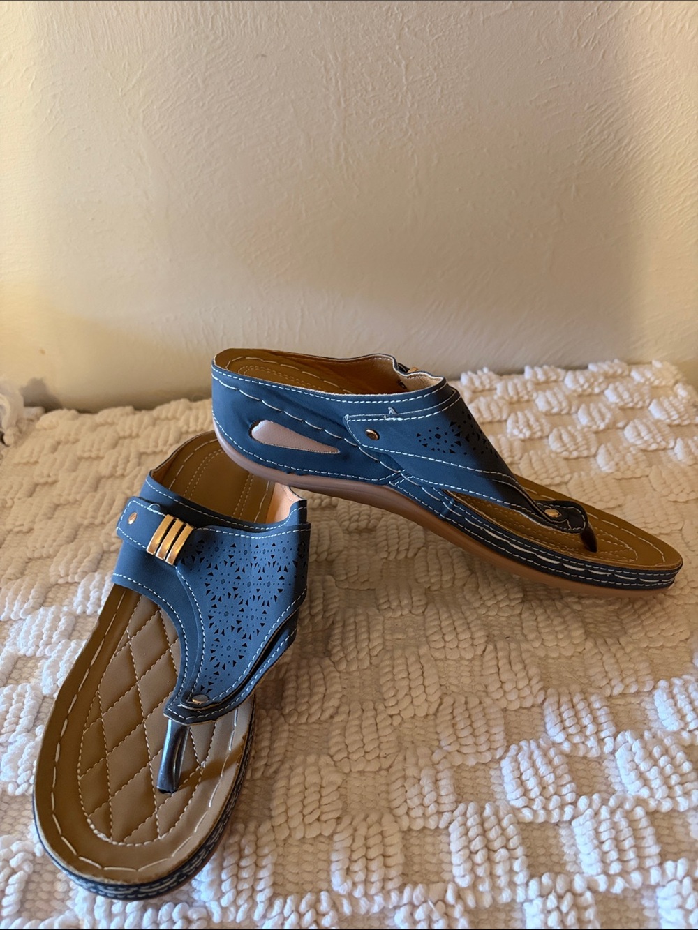 Casual Blue Women's Perforated Toe-Post Sandals with Gold Accent